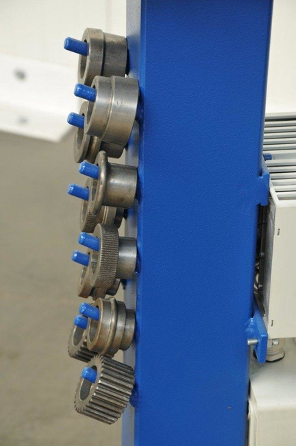 MAAD ZB-1.5 E ELEKTRICKÝ ŘEZACÍ SVÁŘECÍ STROJ MAAD ZB-1.5 Elektrická verze