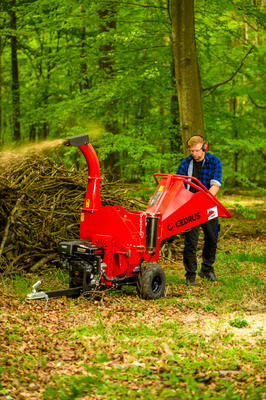 Cedrus RB05 PRO-HE Rębak Rozdrabniacz Spalinowy Do Gałęzi 15 KM 12 cm Hydrauliczny