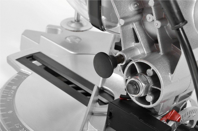 HECHT 813 PIŁA PILARKA PRZECINARKA DO DREWNA UKOŚNA UKOSOWA Z LASEREM EWIMAX - OFICJALNY DYSTRYBUTOR - AUTORYZOWANY DEALER HECHT - 