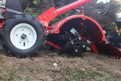 MASTERCUT HSDT1050 self-propelled combustion soil planter with a 7 hp / 50 cm coulter