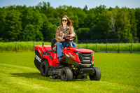 CEDRUS C-TRAC 92HC samojízdná sekačka se zadním výhozem s 92cm HYDROSTATEM Samojízdná sekačka C-TRAC-92HC EWIMAX OFICIÁLNÍ DISTRIBUTOR - AUTORIZOVANÝ PRODEJCE CEDRUS