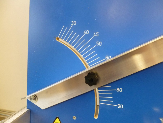 DEDRA DED7521 PIŁA PRZECINARKA BUDOWLANA ELEKTRYCZNE URZĄDZENIA DO CIĘCIA STYROPIANU OCIEPLEŃ EWIMAX OFICJALNY DYSTRYBUTOR - AUTORYZOWANY DEALER DEDRA